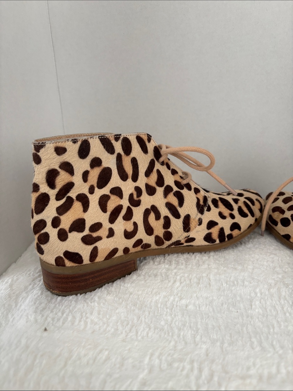 Steve Madden calf skin Leopard Print Lace-Up Ankle Boots - Beige/Brown - Picture 7 of 9